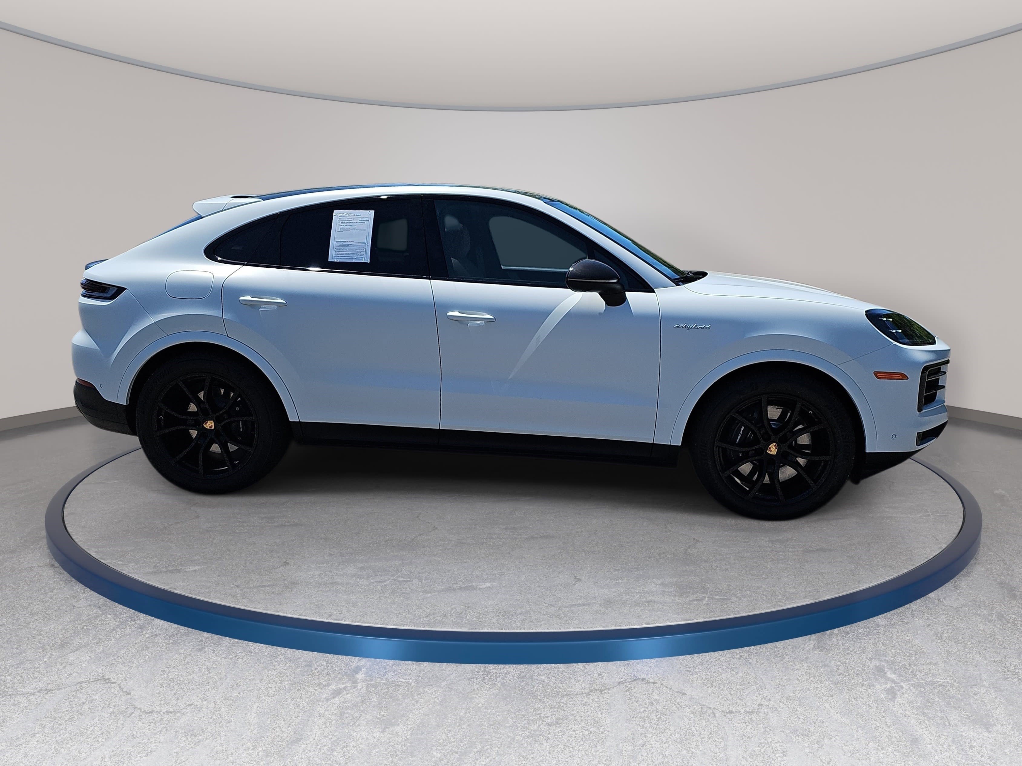 Used 2026 Porsche Cayenne E-Hybrid Coupe AWD/4WD image 4