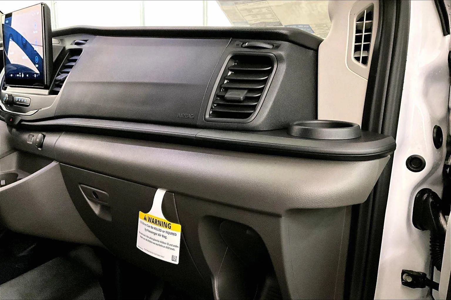 New 2026 Ford Transit 250 148 Medium Roof image 15