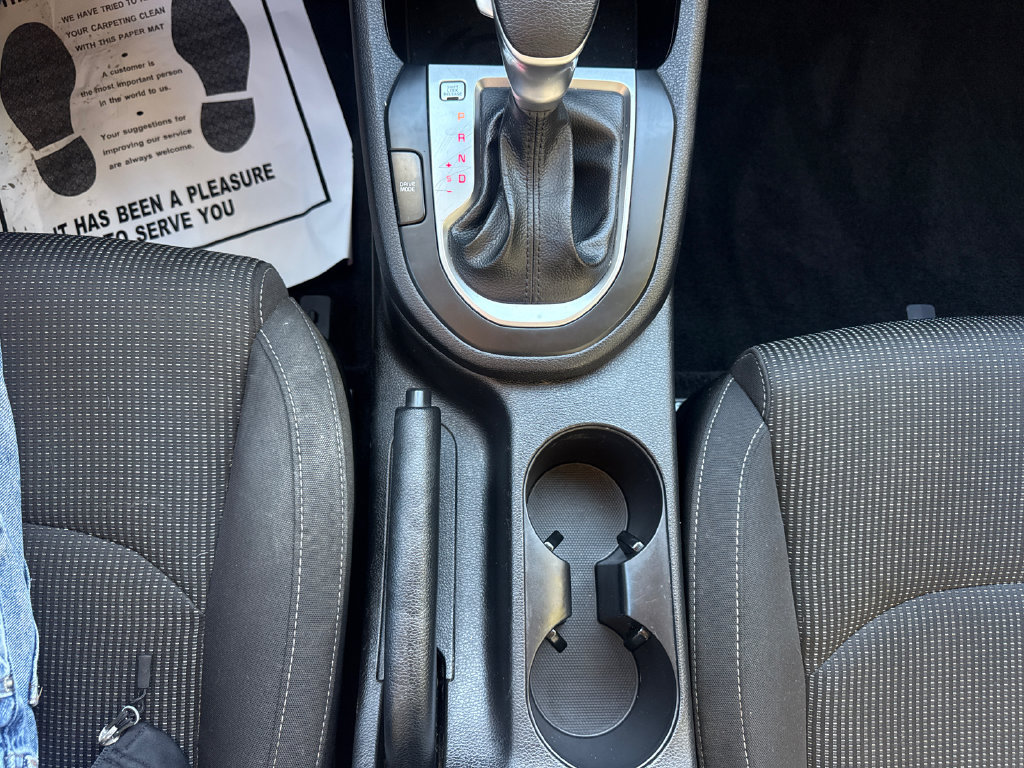 Used 2020 Kia Forte LXS FWD image 23
