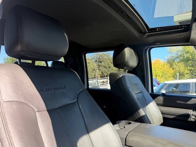 Used 2013 Ford F350 Platinum AWD/4WD image 46