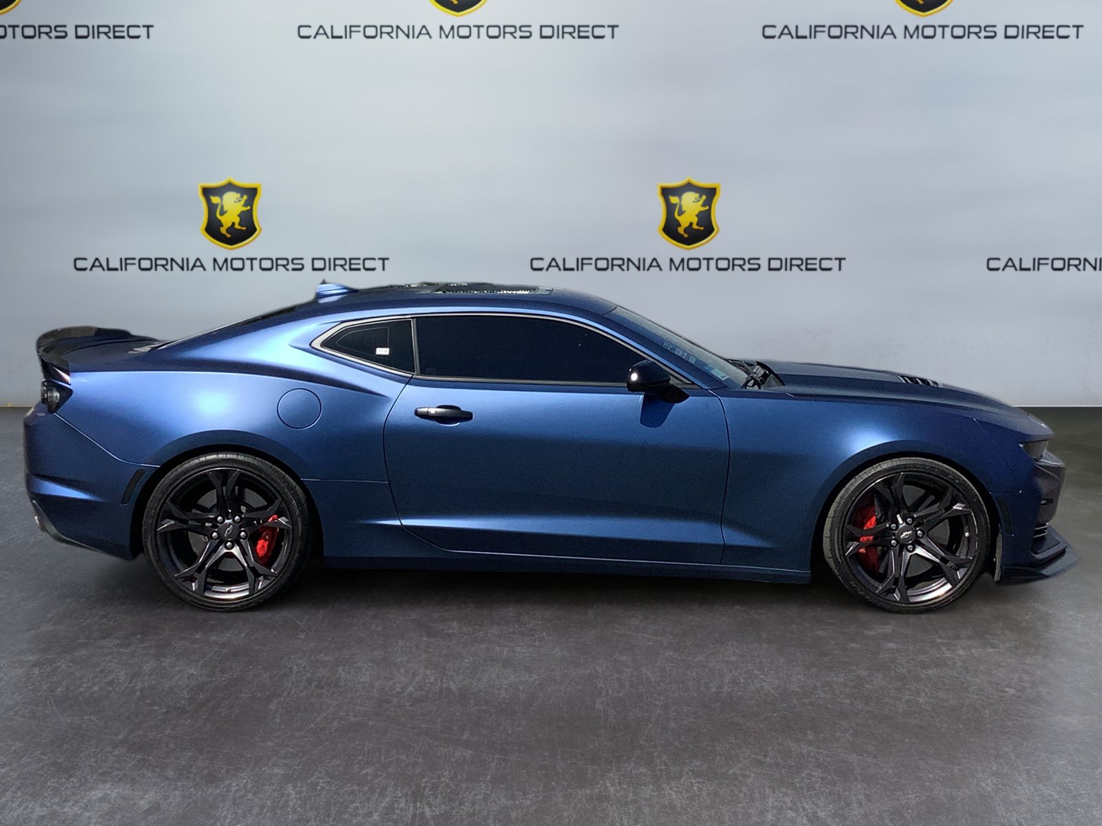 Used 2022 Chevrolet Camaro SS RWD image 6