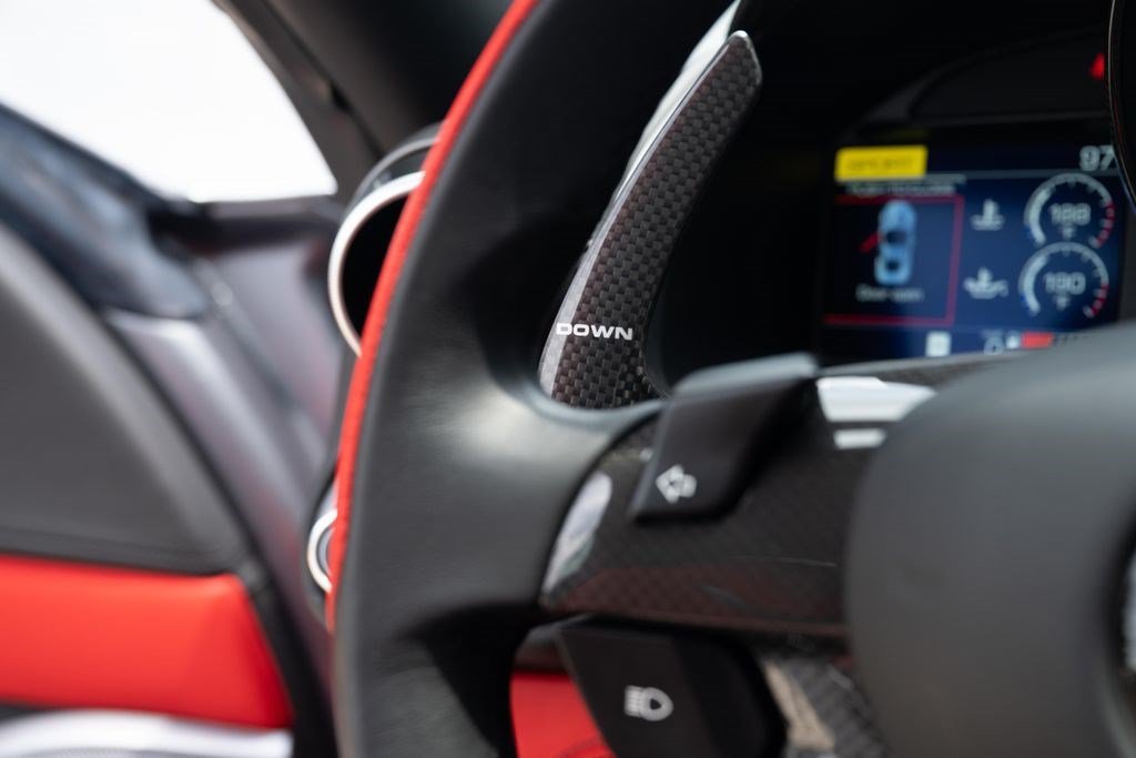 Used 2022 Ferrari Portofino M RWD image 37