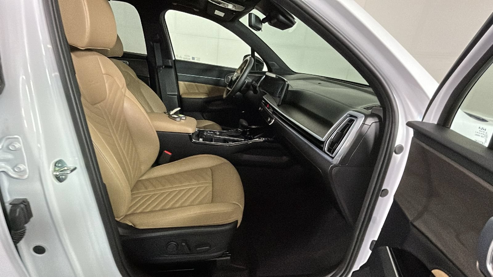 Used 2026 Kia Sorento SX Prestige w/ Olive Brown Leather Package AWD/4WD image 36