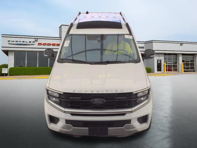 Used 2025 Ford Expedition Max Platinum AWD/4WD image 4