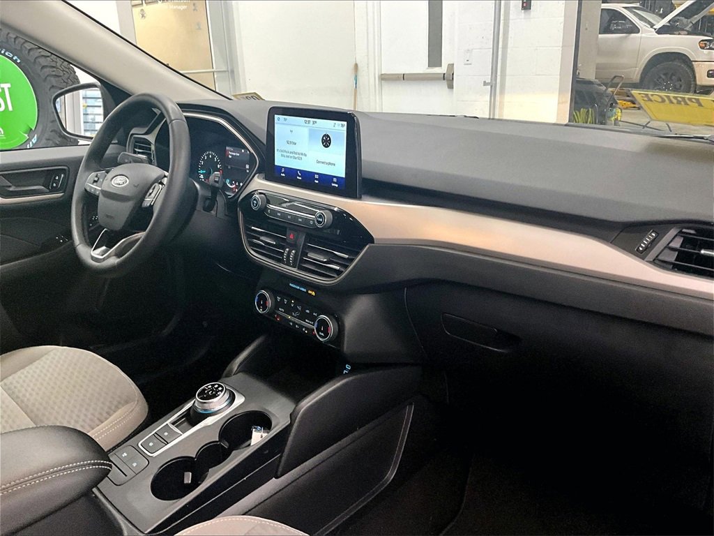 Used 2022 Ford Escape SE w/ Convenience Package image 14