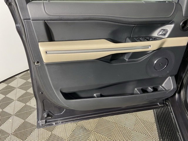 Used 2024 Ford Expedition Max Limited image 17