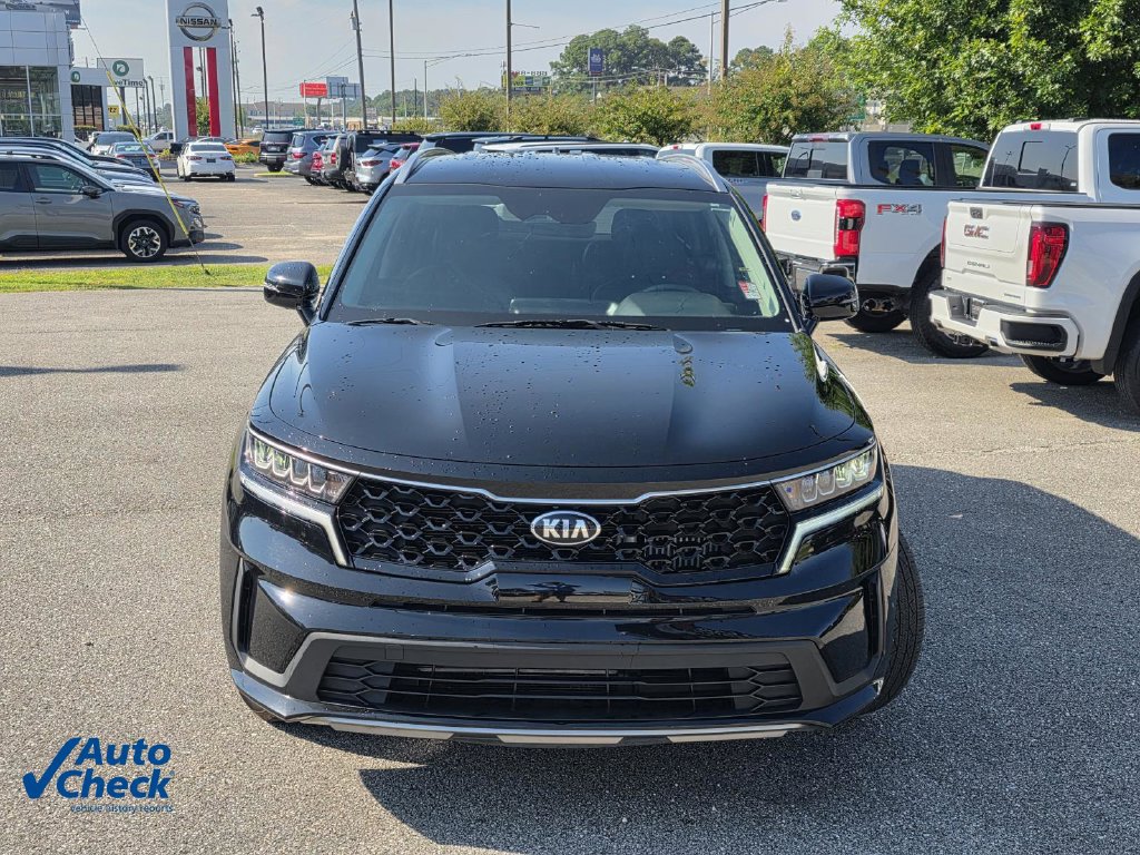 Used 2021 Kia Sorento S FWD image 2