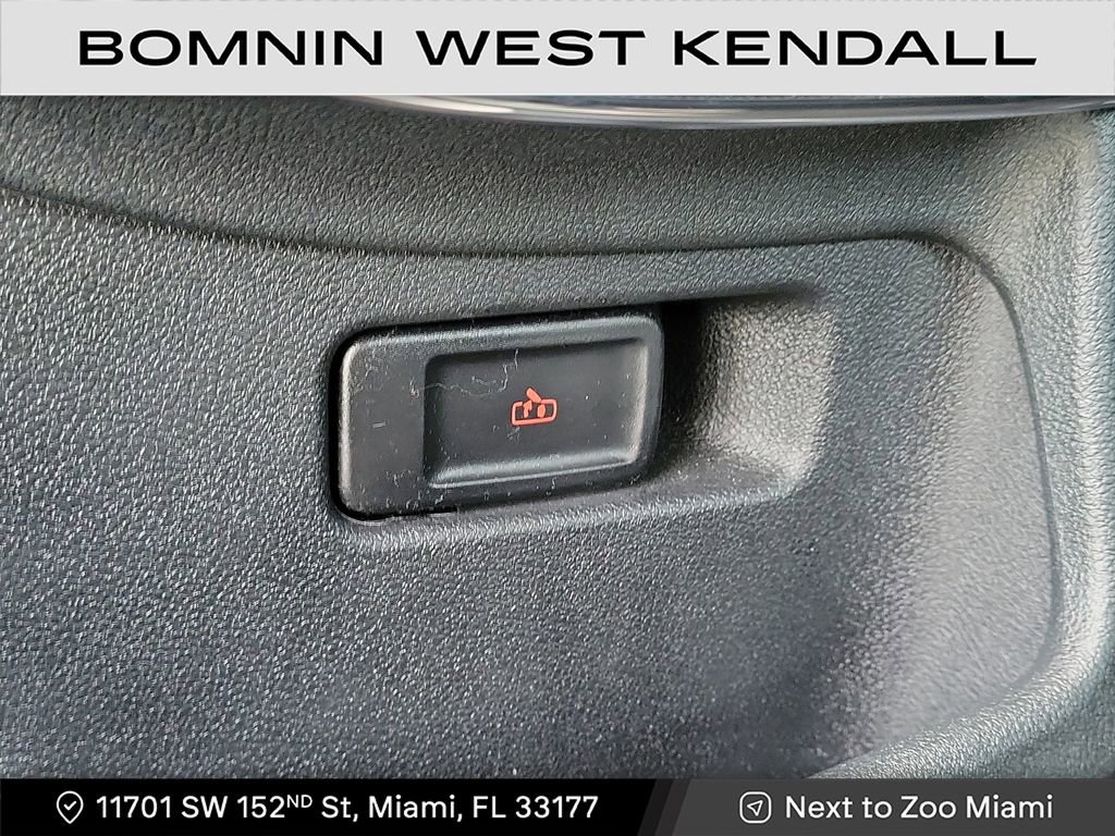 Used 2023 Lincoln Aviator Reserve image 32