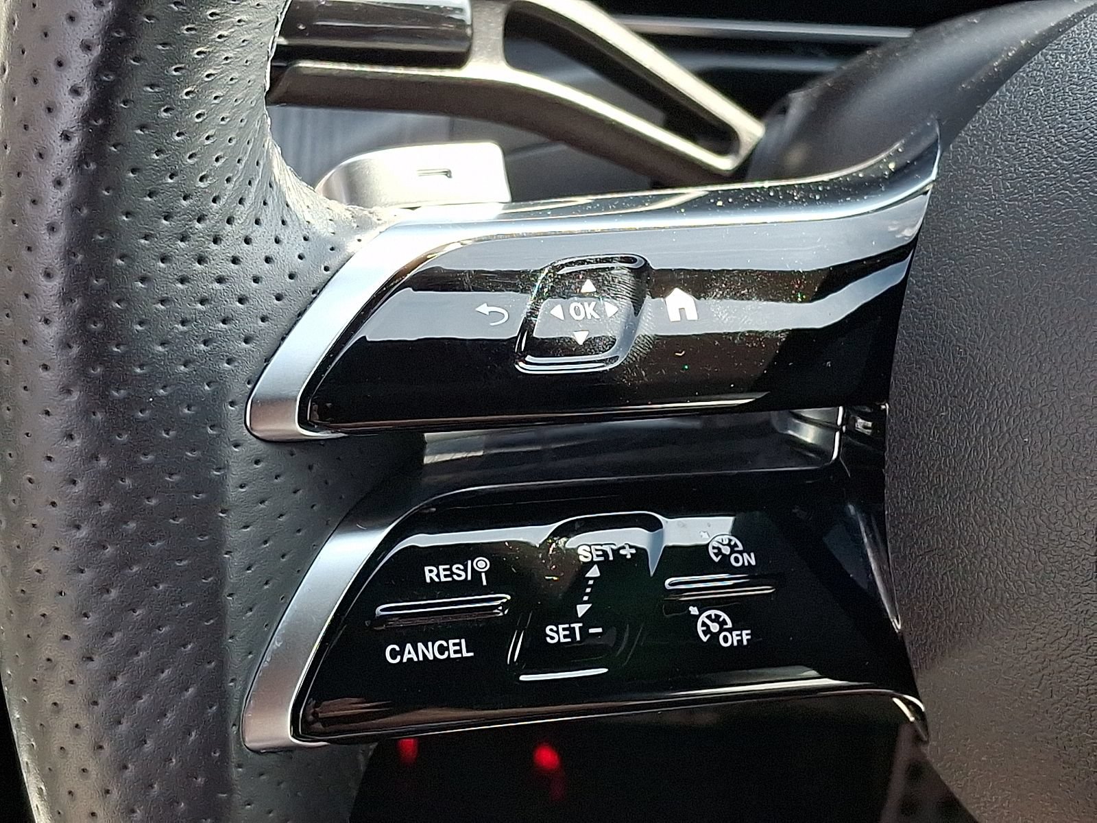Certified 2023 Mercedes-Benz C 300 4MATIC Sedan image 21