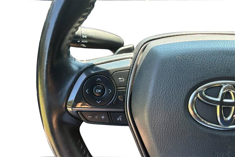 Used 2022 Toyota Camry XSE FWD image 33