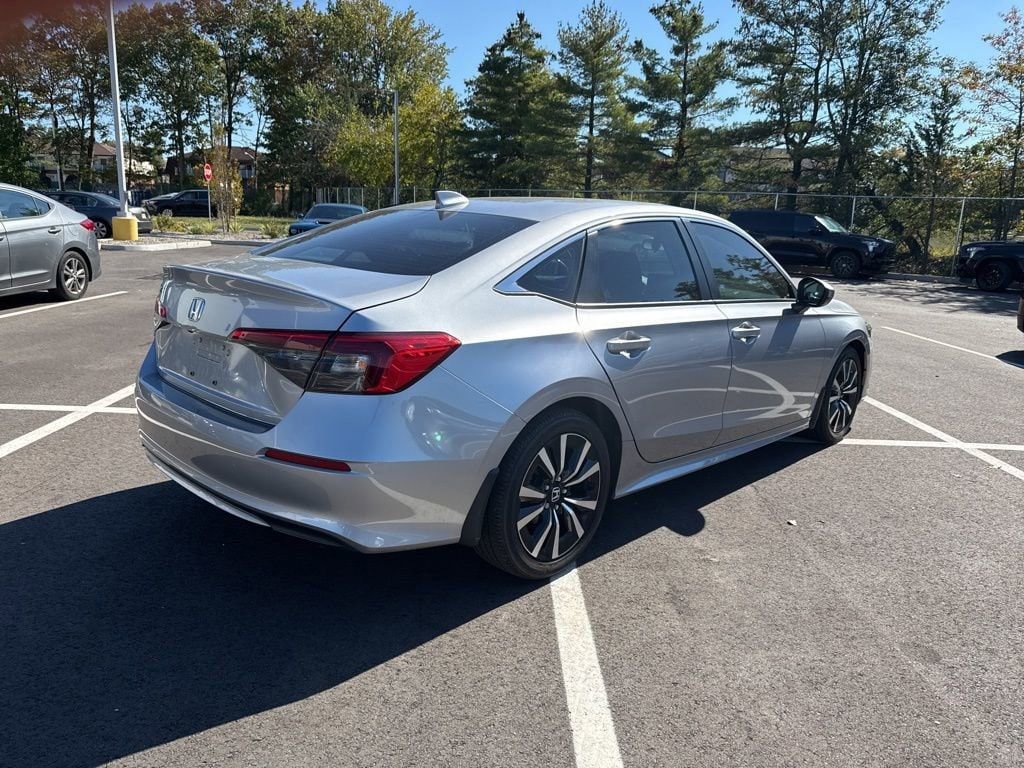 Used 2022 Honda Civic EX image 6