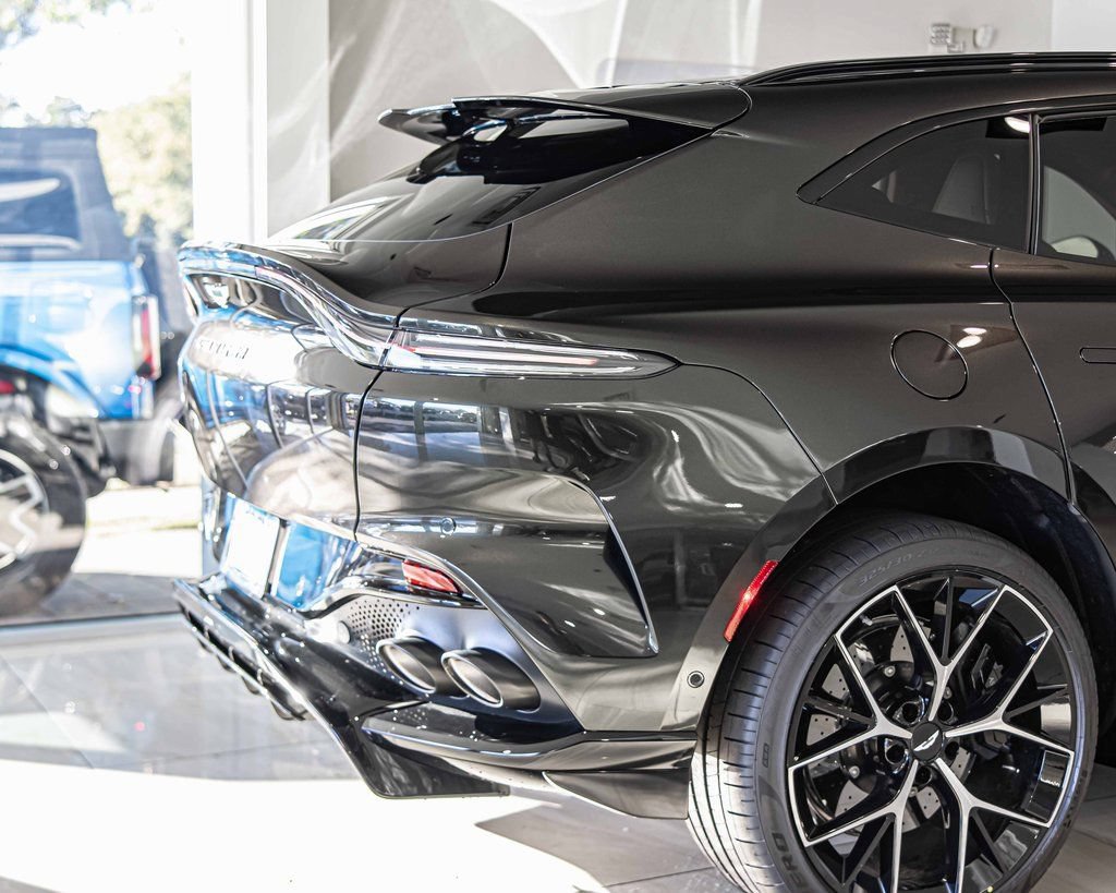 New 2026 Aston Martin DBX 707 AWD/4WD image 12