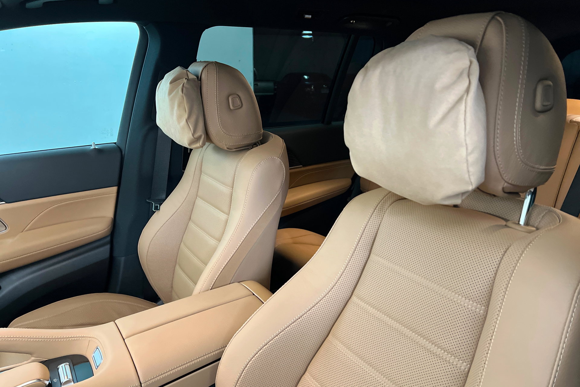 New 2026 Mercedes-Benz GLS 450 4MATIC image 16