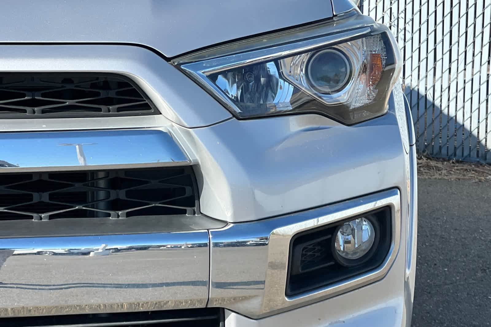 Used 2016 Toyota 4Runner Limited AWD/4WD image 14