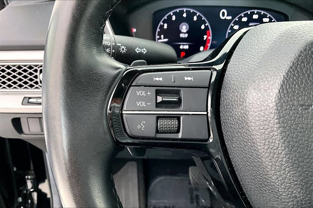 Certified 2025 Acura Integra FWD image 24