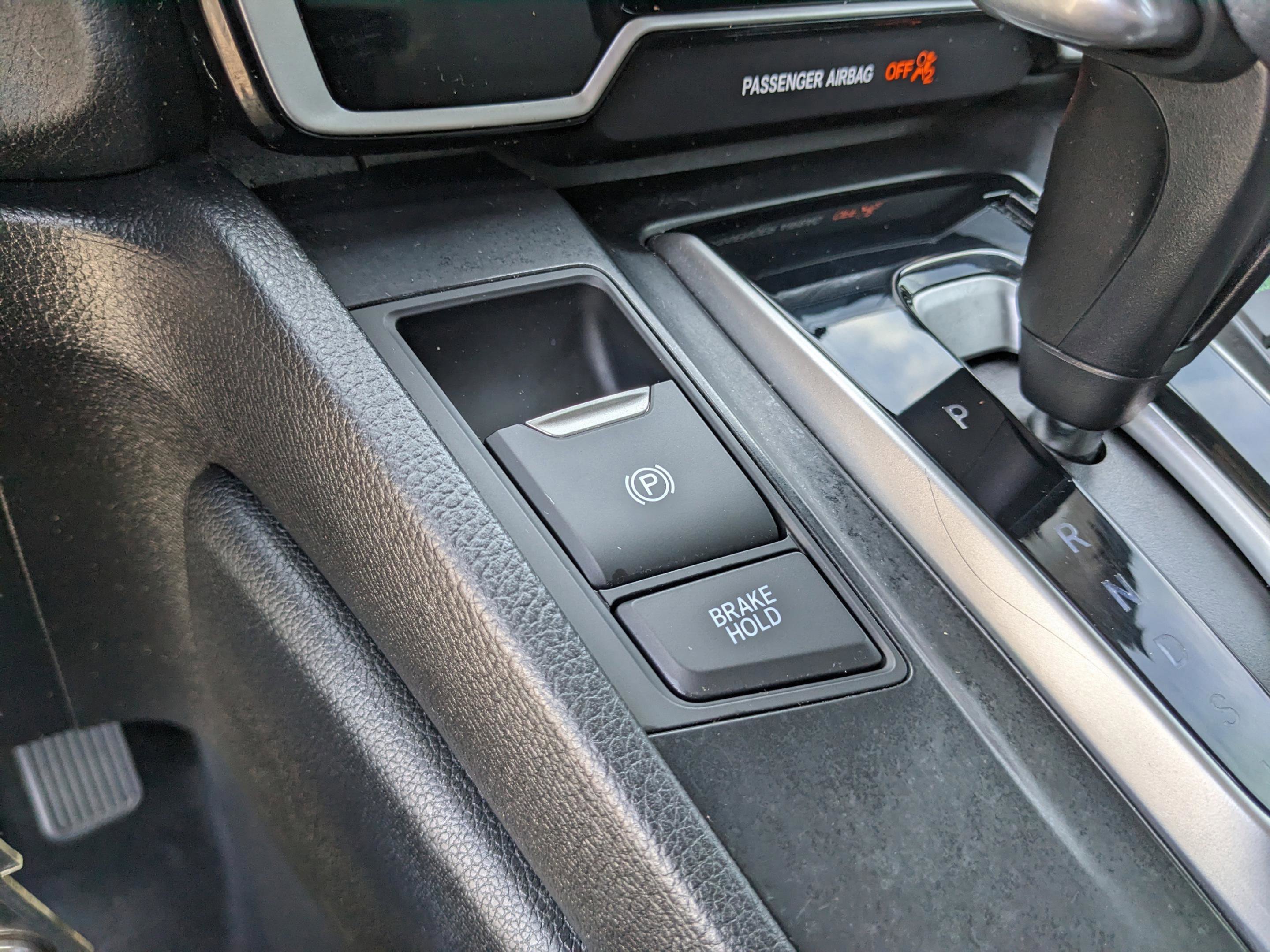 Used 2019 Honda CR-V LX image 32