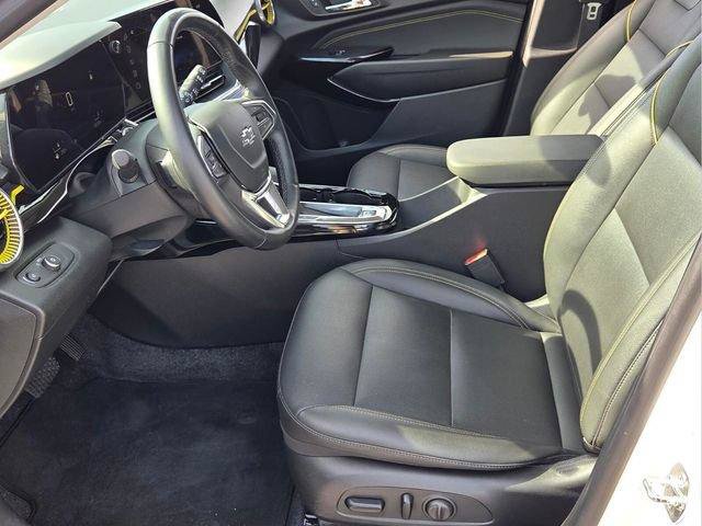 Certified 2024 Chevrolet Trax ACTIV w/ Driver Confidence Package FWD image 10