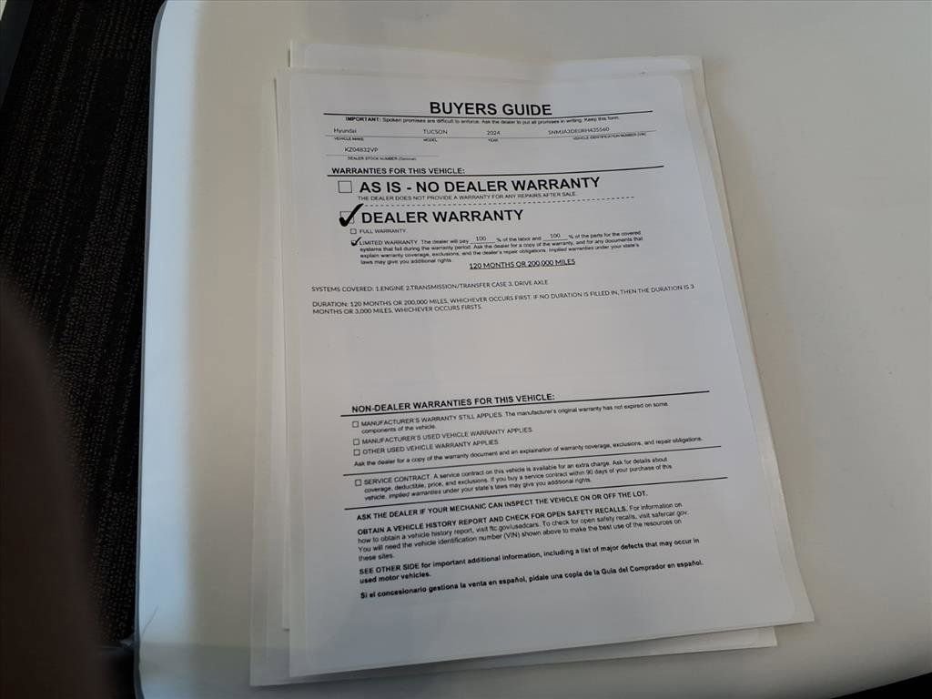 Used 2024 Hyundai Tucson SE image 31