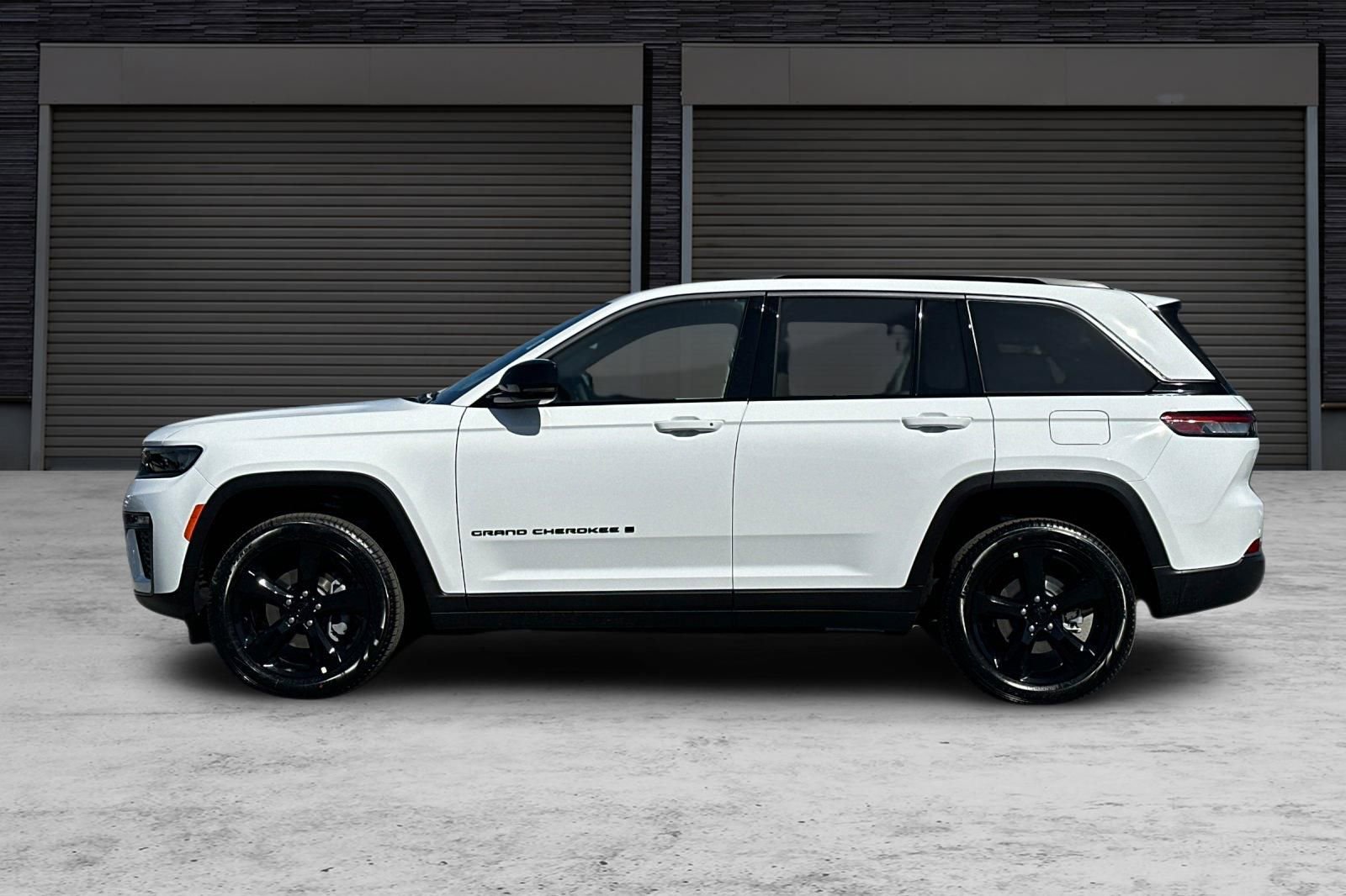 New 2026 Jeep Grand Cherokee Limited image 7