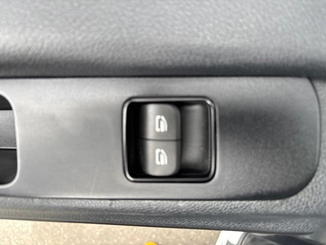 Used 2019 Mercedes-Benz Sprinter 170 image 12