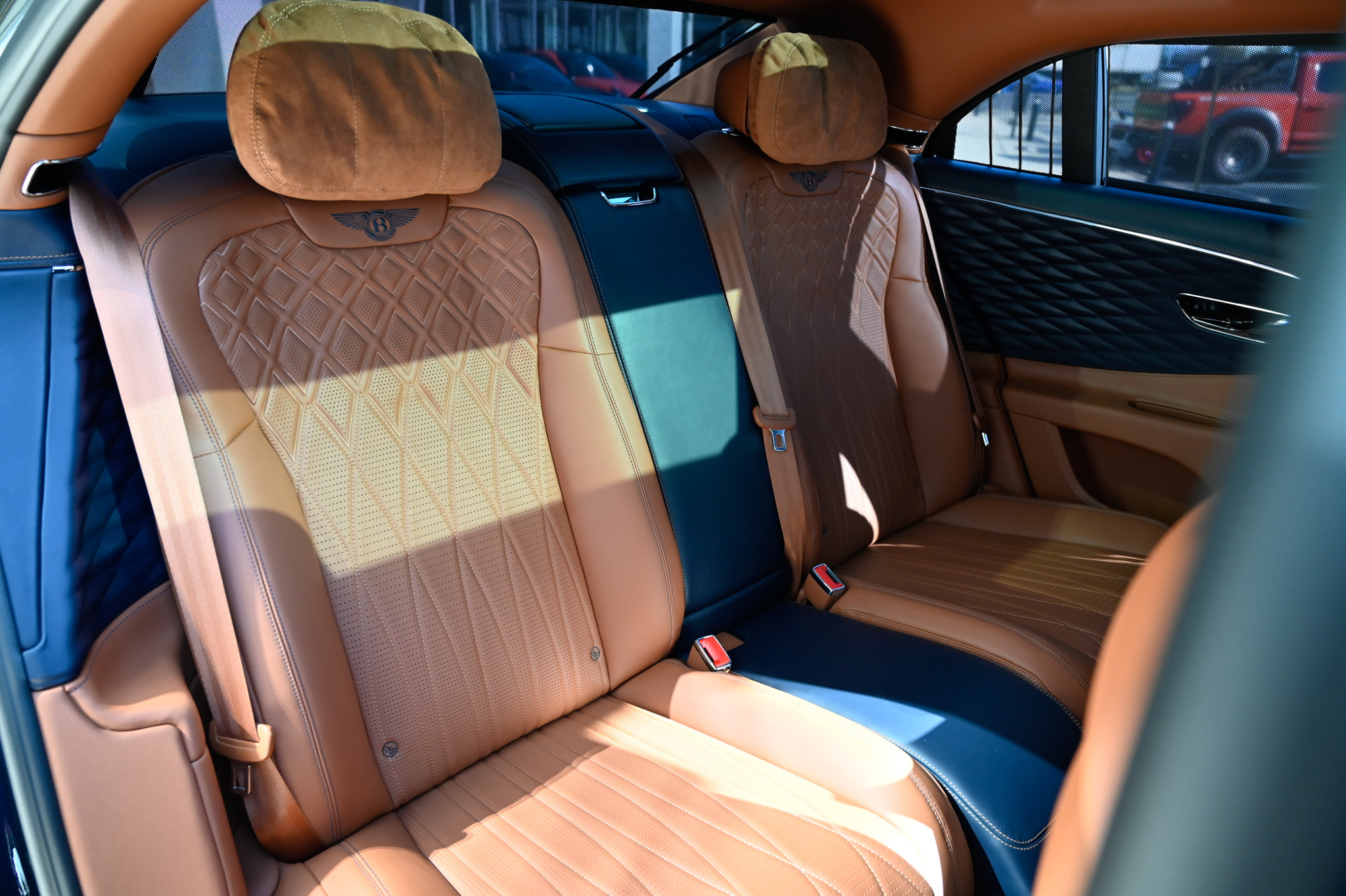 Used 2022 Bentley Flying Spur V8 AWD/4WD image 53