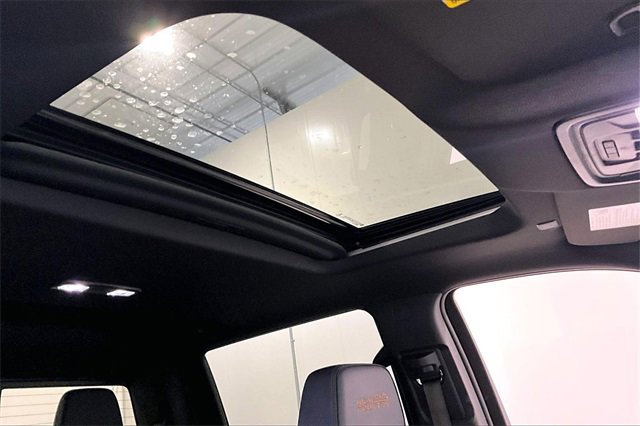 Used 2022 Chevrolet Silverado 1500 High Country w/ Max Trailering Package image 29