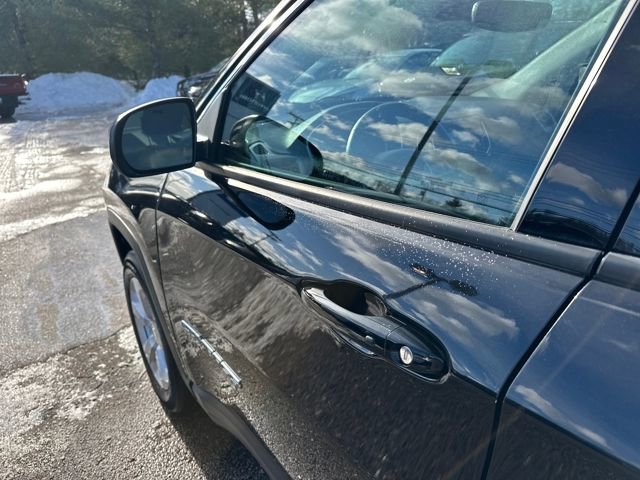 Used 2019 Jeep Compass Latitude image 12