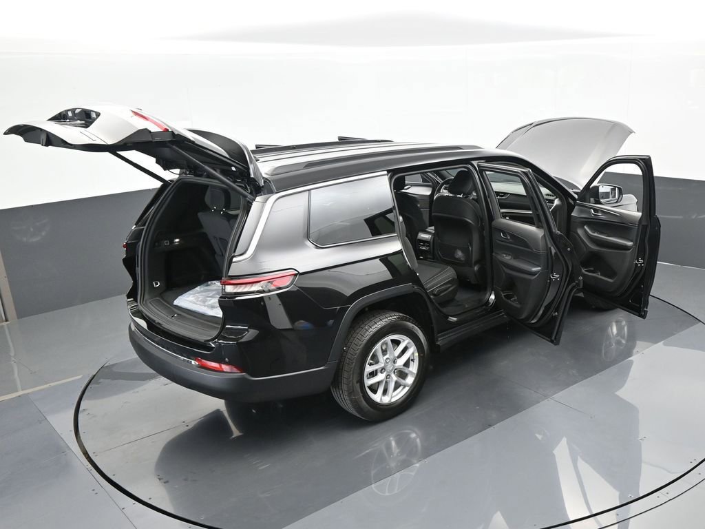 Used 2024 Jeep Grand Cherokee L Laredo w/ Luxury Tech Group I image 61