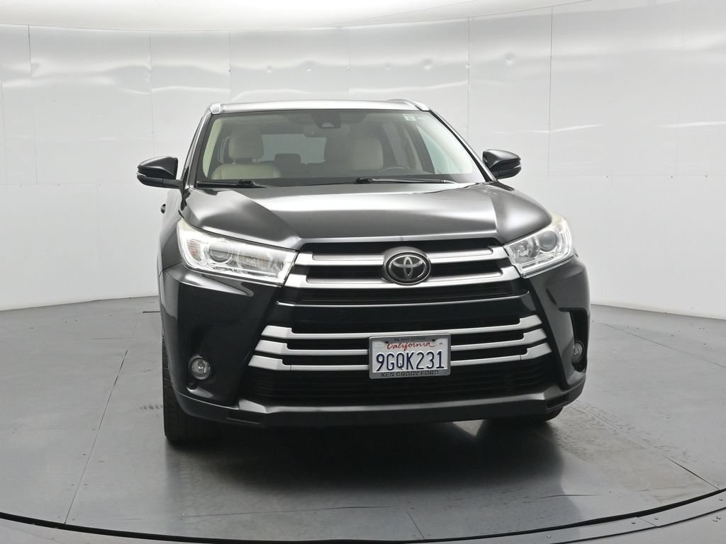 Used 2018 Toyota Highlander XLE AWD/4WD image 49