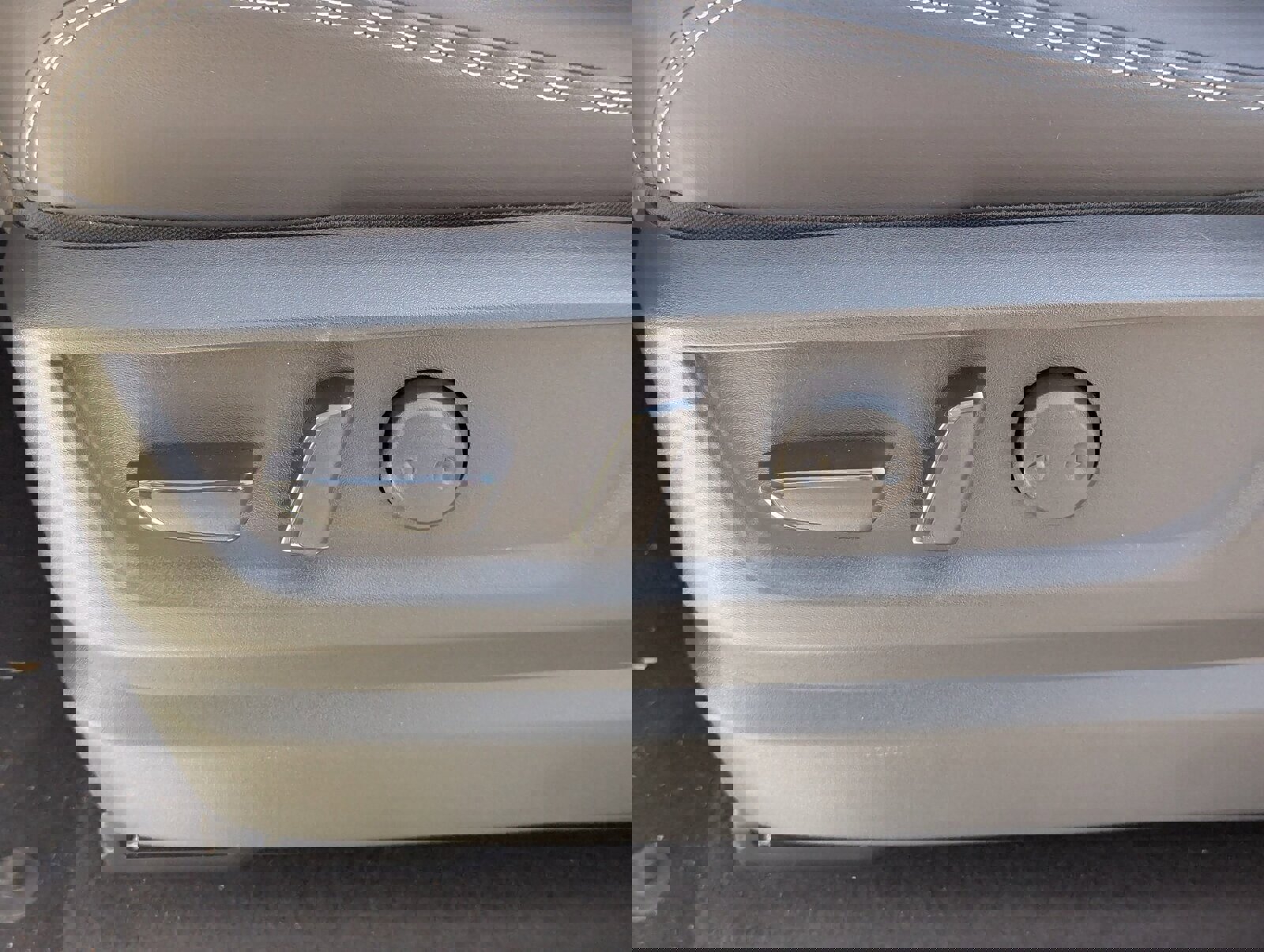 New 2025 Nissan Armada PRO-4X image 14