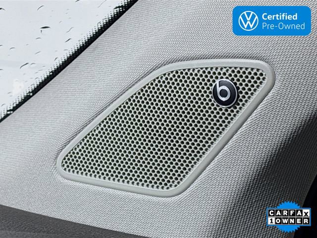 Certified 2022 Volkswagen Taos SEL w/ Panoramic Sunroof Package image 18