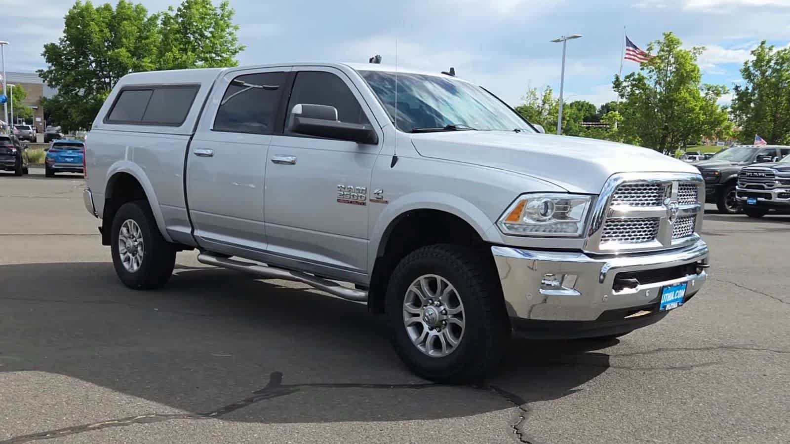 Used 2016 RAM 2500 Laramie AWD/4WD image 2