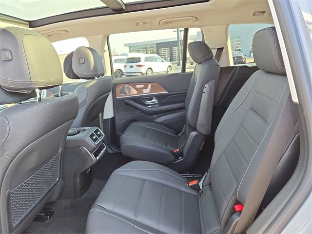 New 2026 Mercedes-Benz GLS 580 4MATIC image 29