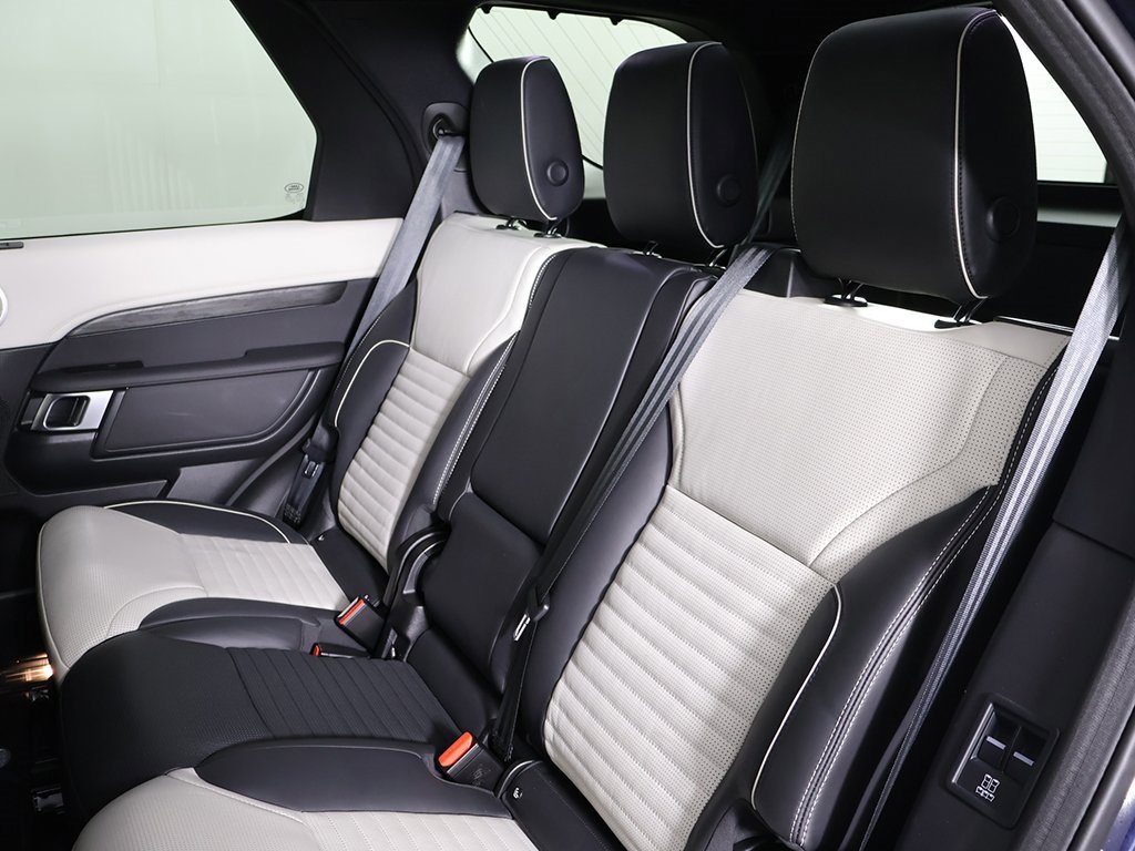 Used 2022 Land Rover Discovery HSE R-Dynamic image 33