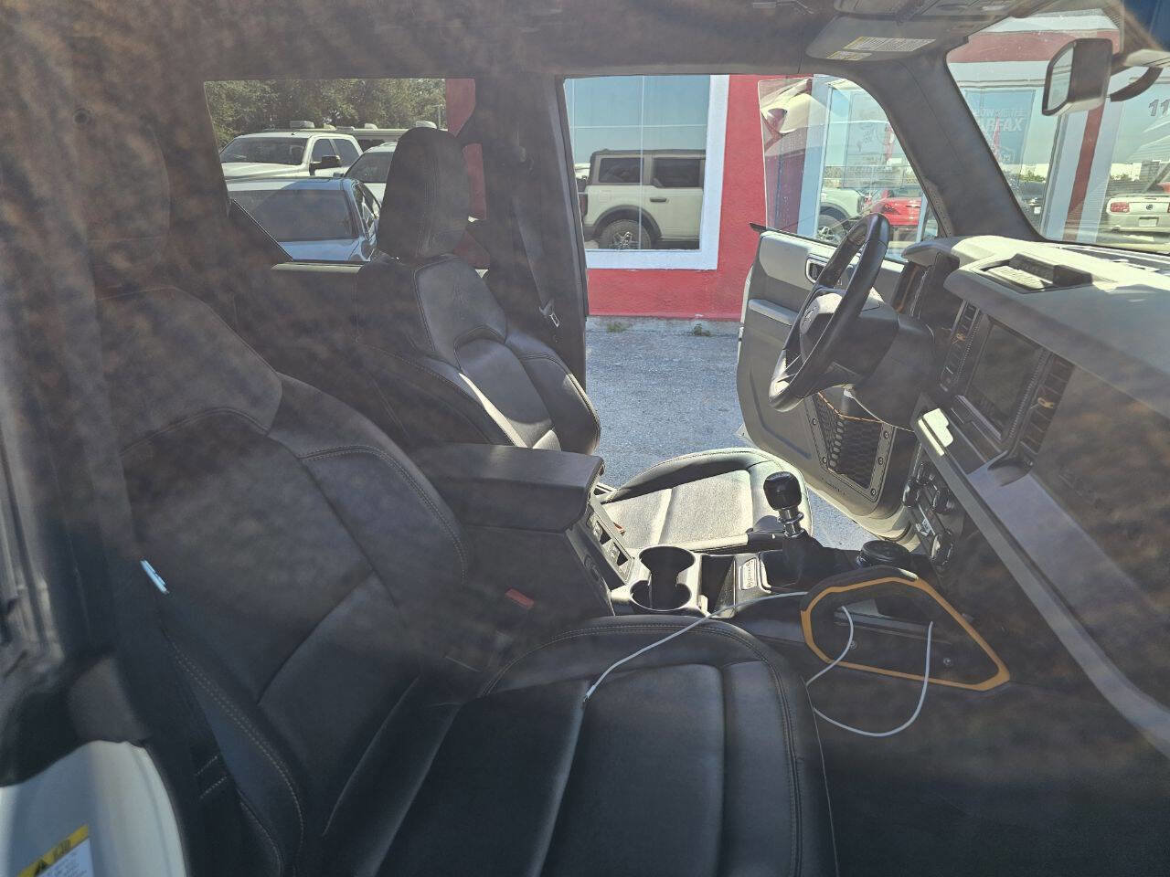 Used 2023 Ford Bronco Badlands image 19