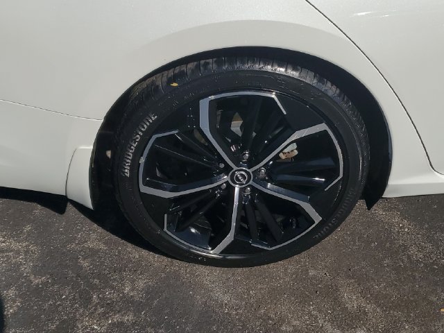 Certified 2023 Nissan Altima 2.5 SR FWD image 5