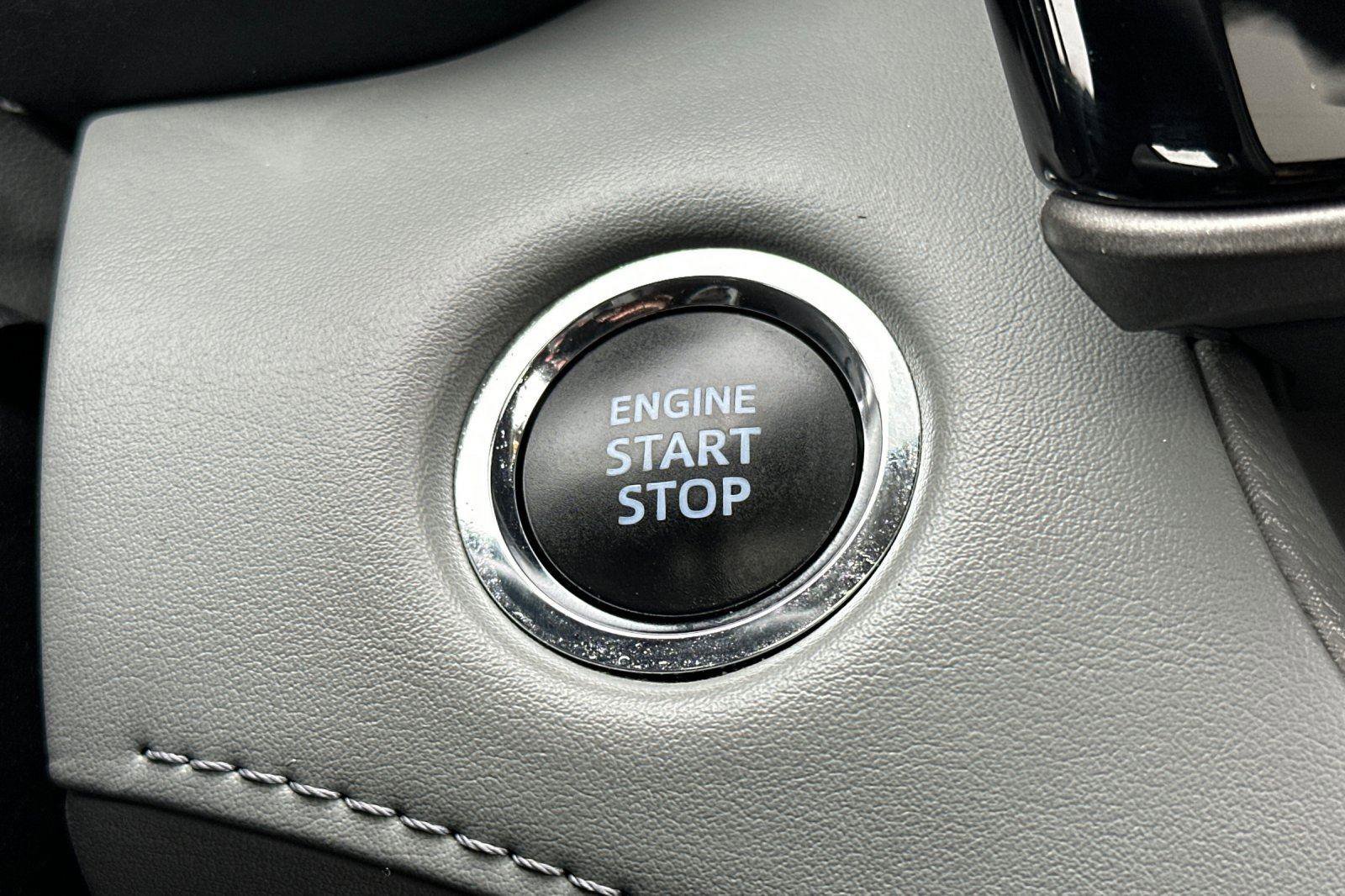 Used 2022 Toyota Highlander XLE image 24