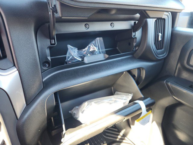 Used 2025 Chevrolet Silverado 2500 Custom w/ Custom Value Package image 42
