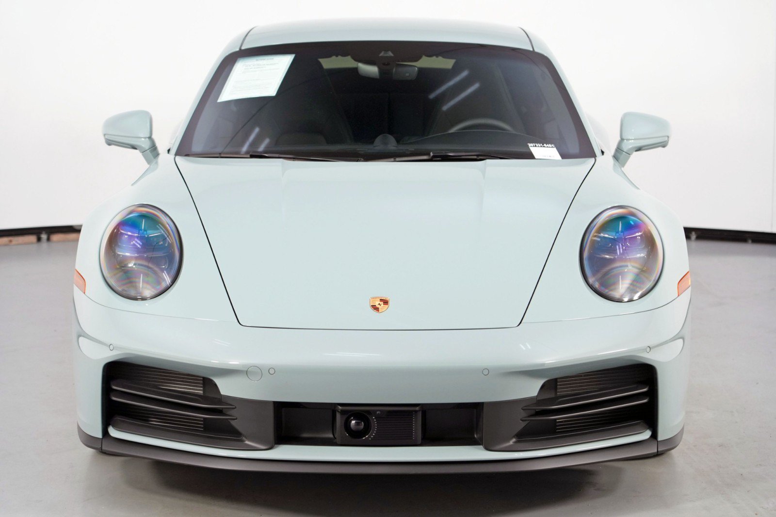 Used 2025 Porsche 911 Carrera RWD image 48