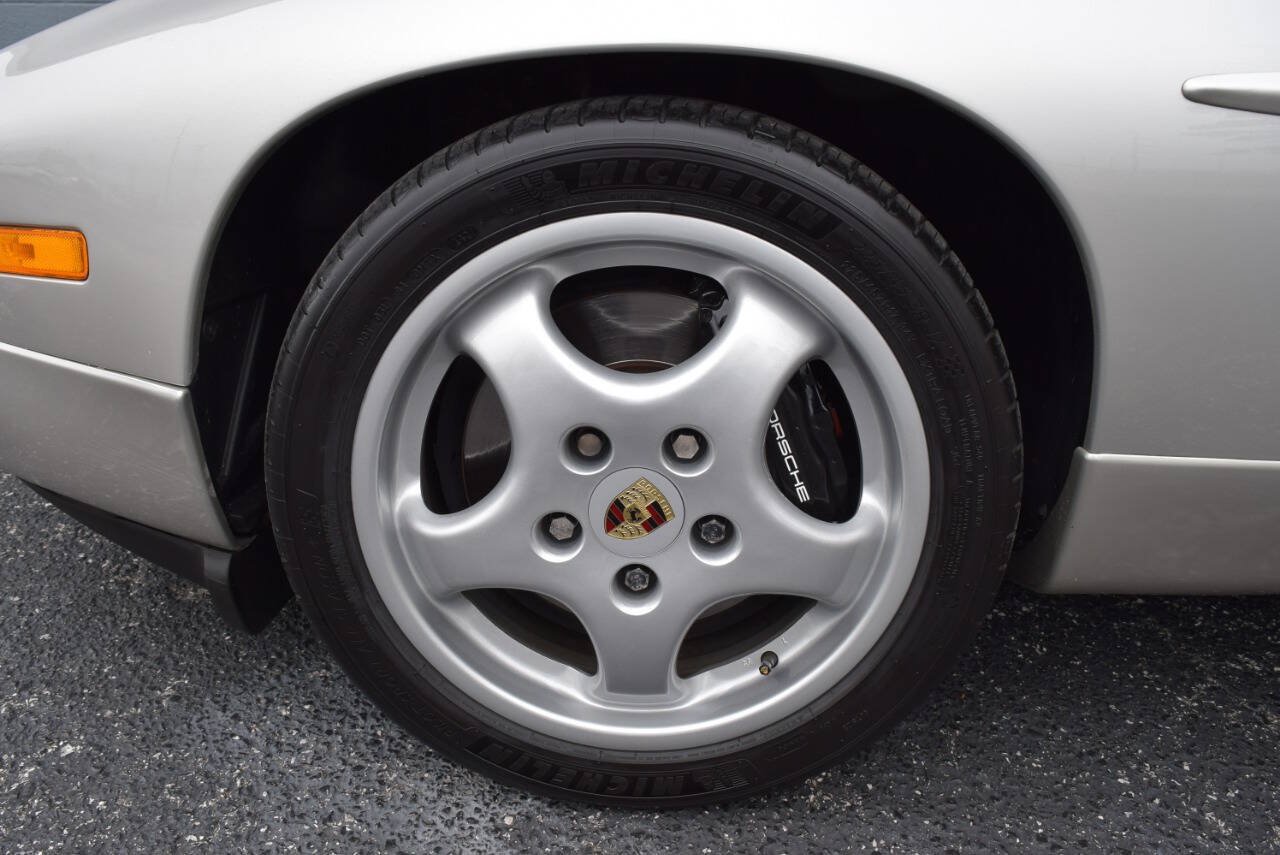 Used 1993 Porsche 928 GTS RWD image 4