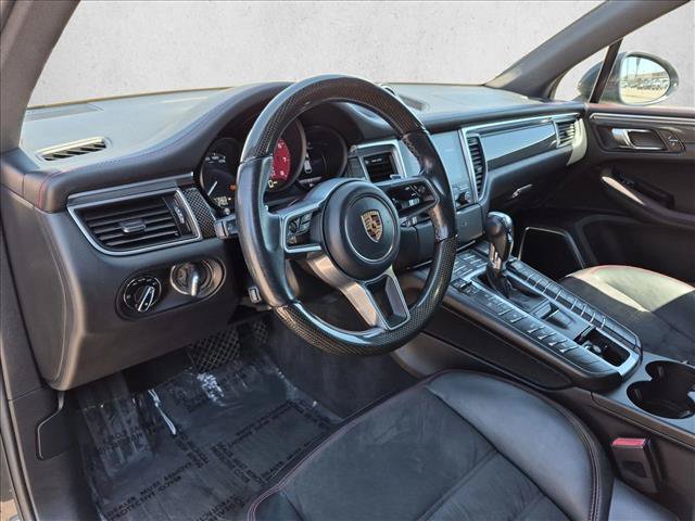 Used 2017 Porsche Macan GTS AWD/4WD image 10