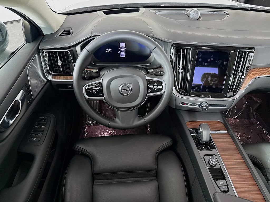 Used 2023 Volvo S60 B5 Ultimate w/ Climate Package image 24