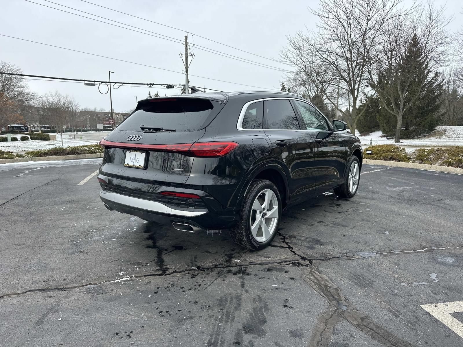 Used 2025 Audi Q5 Premium Plus AWD/4WD image 7