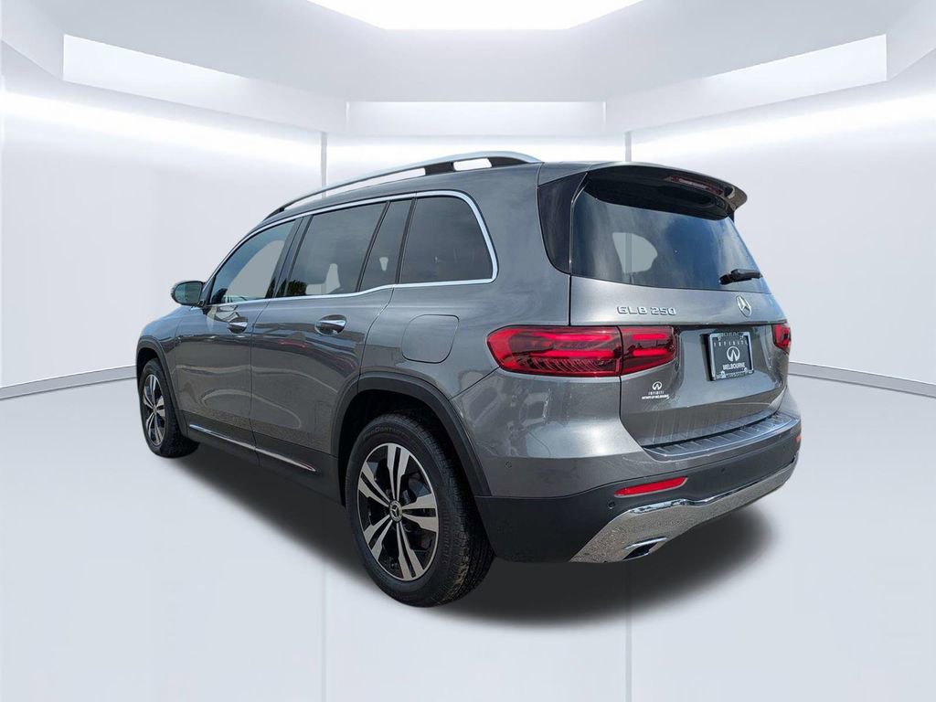 Used 2025 Mercedes-Benz GLB 250 image 6