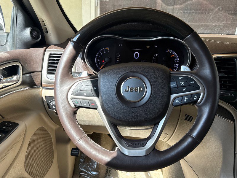 Used 2015 Jeep Grand Cherokee Overland w/ Advanced Technology Group image 19