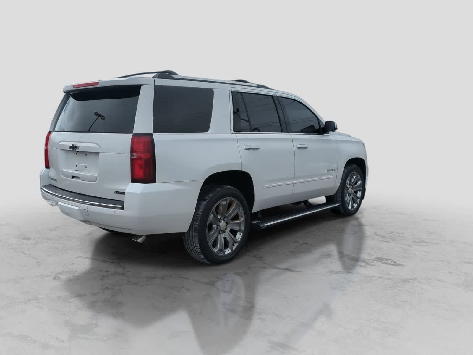 Used 2018 Chevrolet Tahoe Premier AWD/4WD image 8
