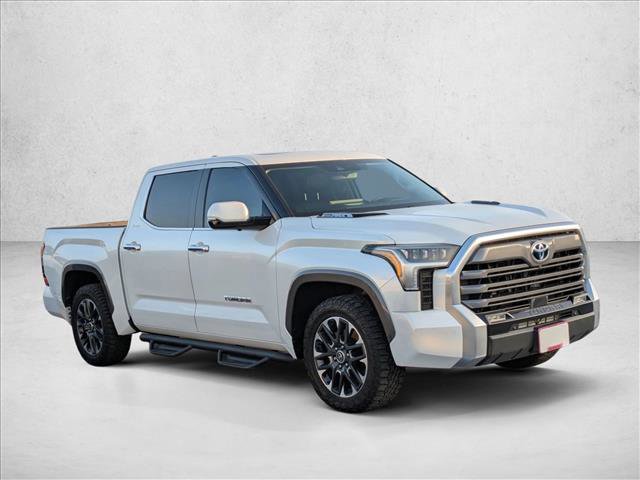 Used 2022 Toyota Tundra Limited image 3