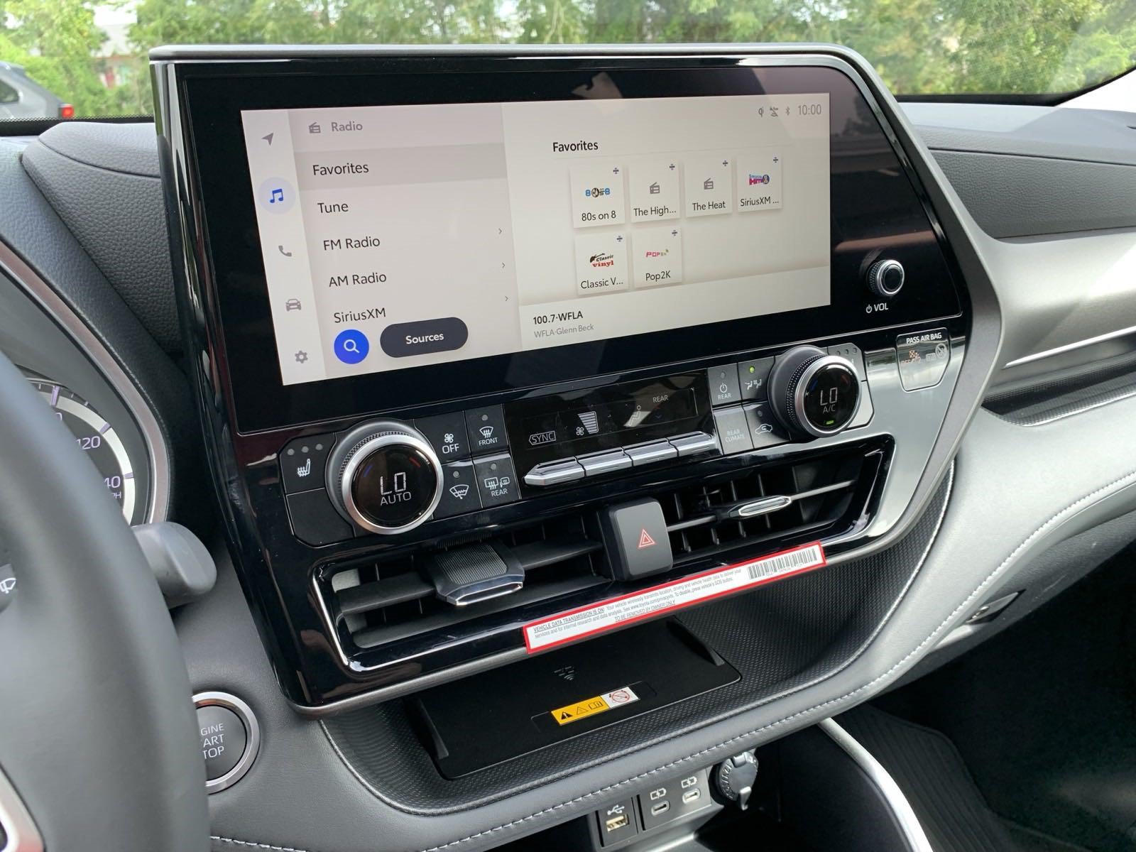 New 2024 Toyota Highlander XLE FWD image 14