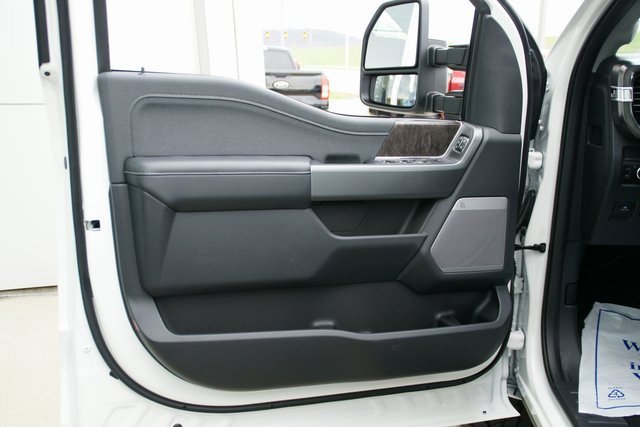New 2026 Ford F350 Lariat w/ Lariat Ultimate Package image 16