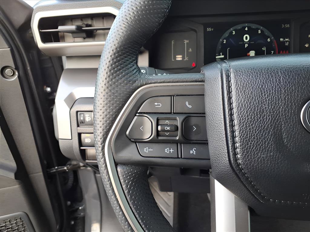 Used 2024 Toyota Tacoma SR5 image 15